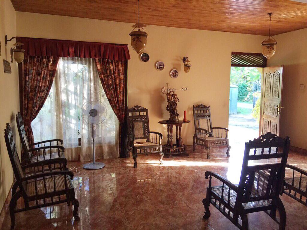River Side Villa Галле Экстерьер фото